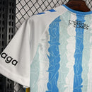 Camisa do Málaga I 24/25 - Branca e azul